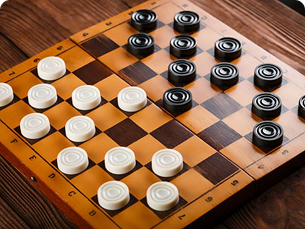 لعبة الدومينو